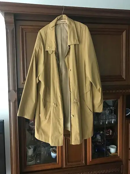 Beiger Regenmantel gr 40