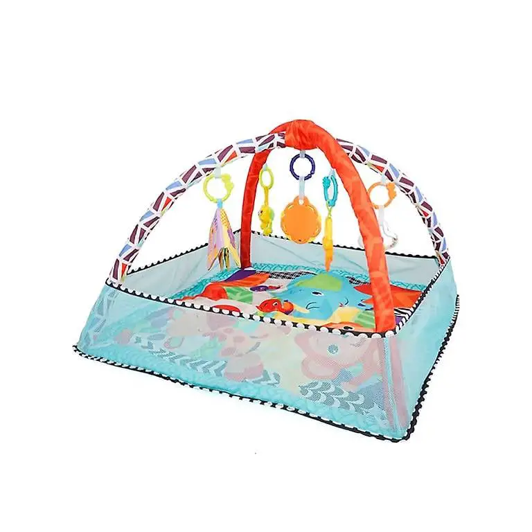 Krabbeldecke mit Spielbogen und Bällen