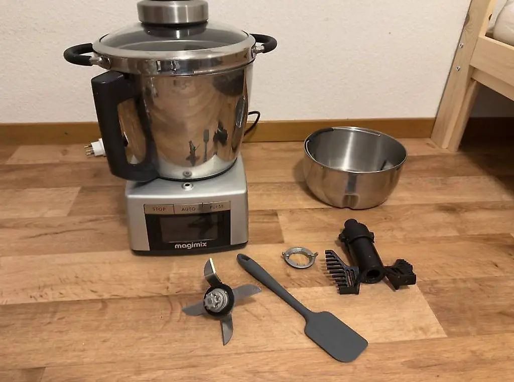 Robot de cuisine multifonction Magimix Cook Expert Chrome