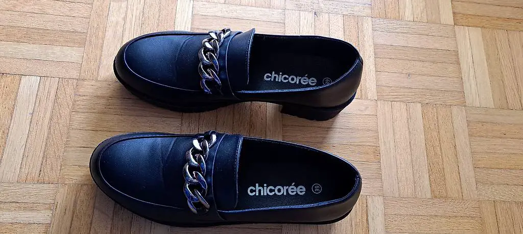 Damen Halbschuhe Schwarz Gr.39 mit Metallschnalle Neu