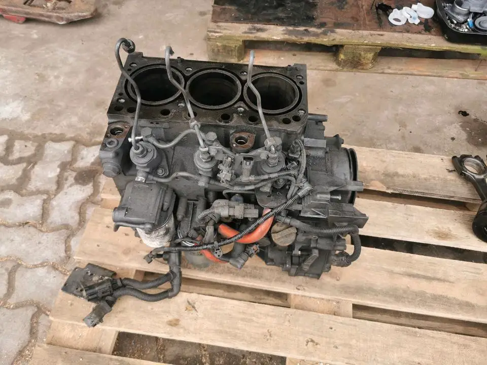 Deutz Motor D 2011 L03 1011 defekt