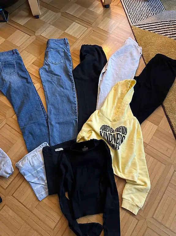 Kleiderpaket Mädchen Grösse 158/164