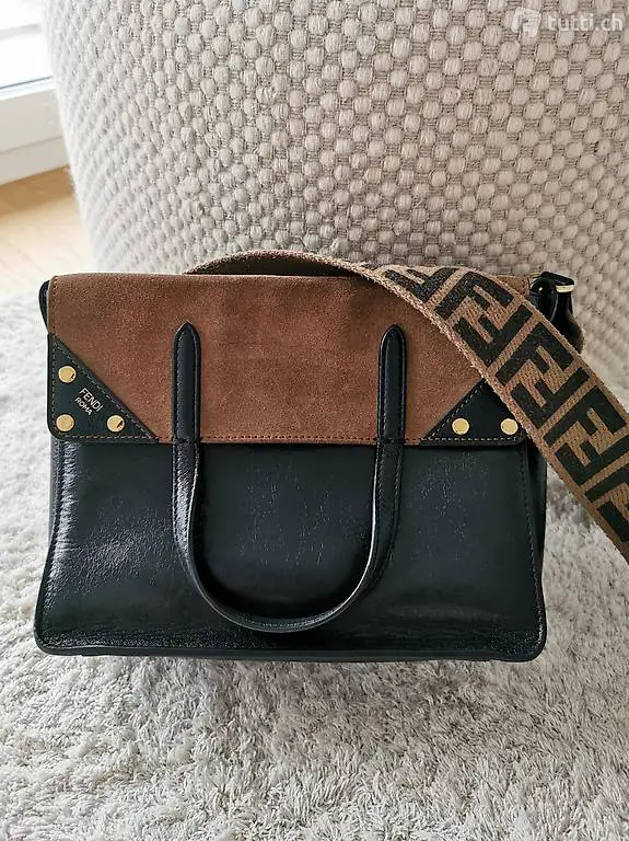 fendi flip medium | black leather bag
