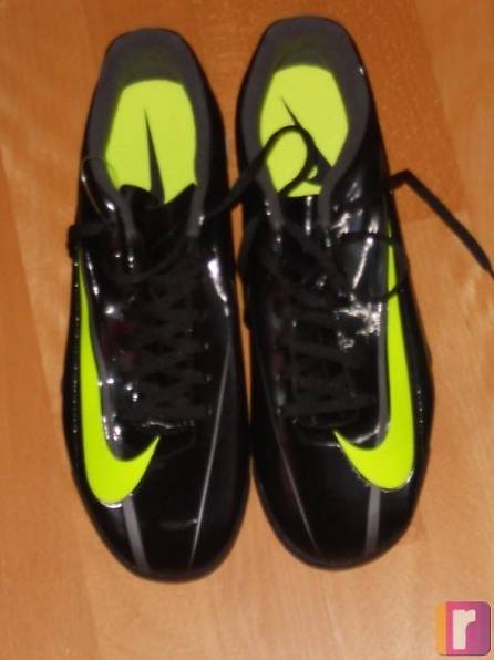 Neu: Nike Sportschuhe - schwarz/grau/neongelb - Gr. 44