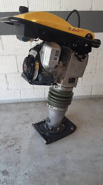 Wacker Grabenstampfer BS60-4s Bagger Vibroplatte Stampfer