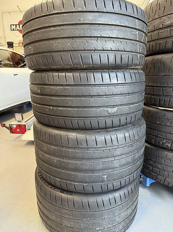 Michelin Pilot Sport 4 S Porsche GT3 RS