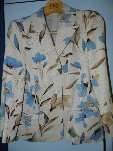 Blazer beige mit Blumenmuster