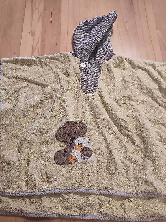 Badeponcho, Bademantel