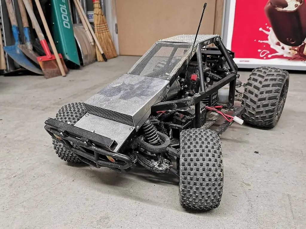 Ferngesteuertes Auto