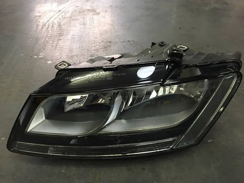 Audi Q5 Scheinwerfer Links