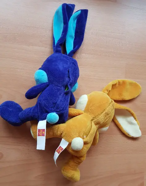 2 süsse plüsch - hasen (neuewrtig) migros / ostern