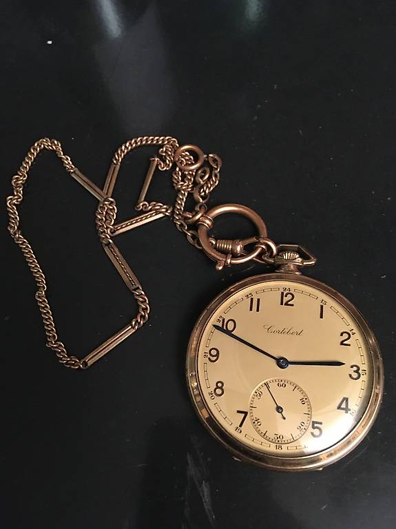 Taschebuhr Cortébert