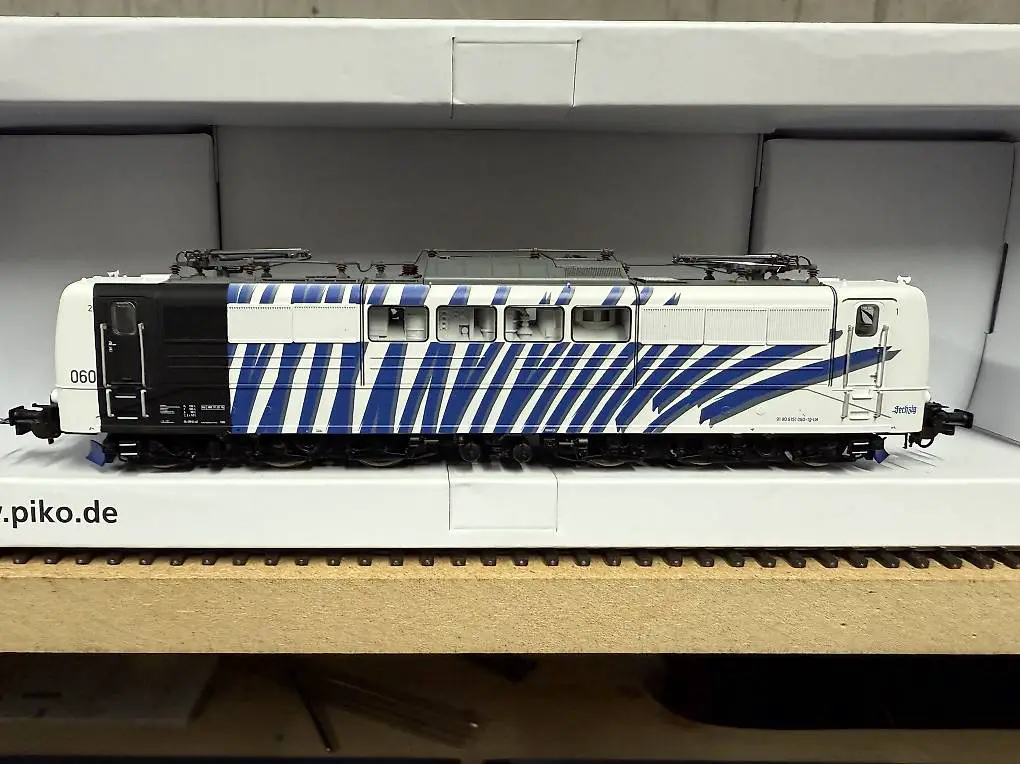 piko lok br 151 060-1 lokomotion ep. vi exklusivmodell dcc
