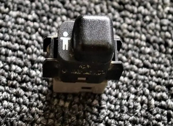 Mercedes W140 W202 Schalter Kindersicherung Nr. 1408217551