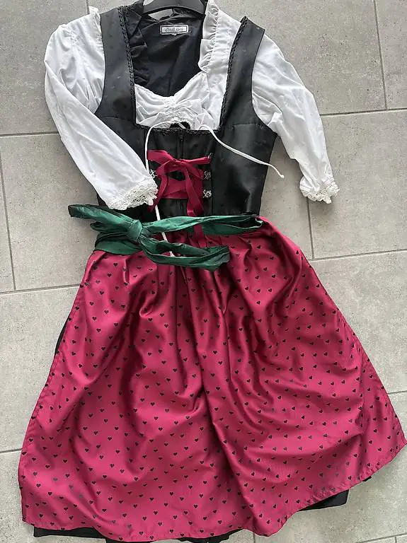 Dirndl Grösse 38