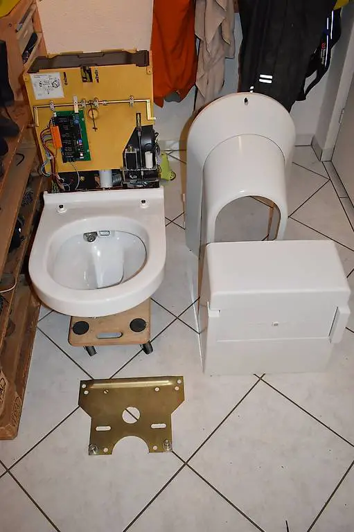 Closomat Lima Plus in weiss