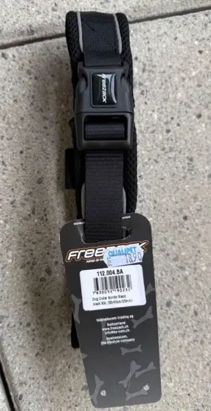 Neues Hundehalsband Schwarz