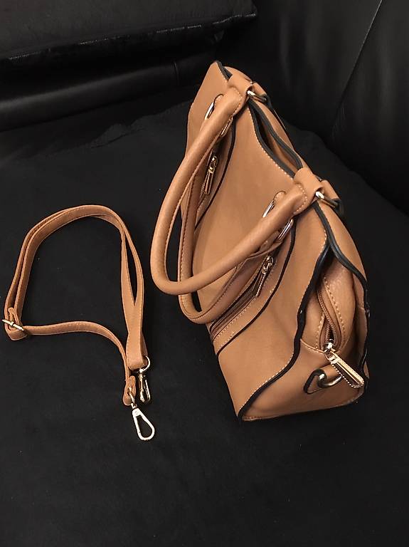 3 Designer Handtaschen Topp Preis weiss schwarz blau braun