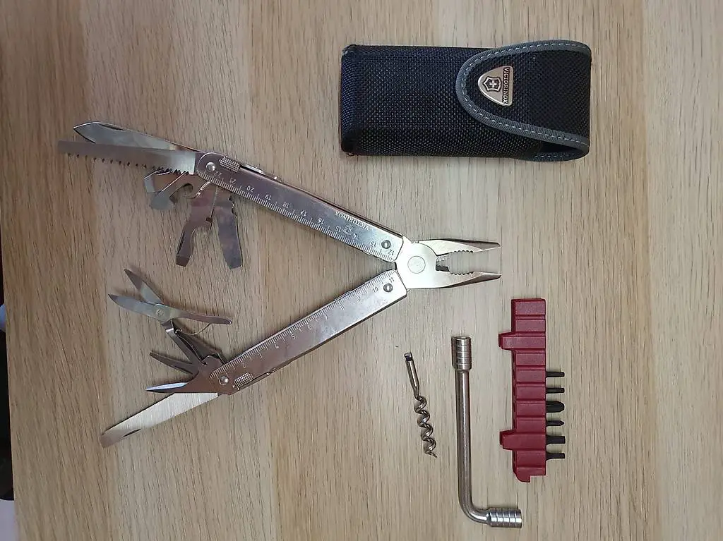 Victorinox Swiss Tool X Plus
