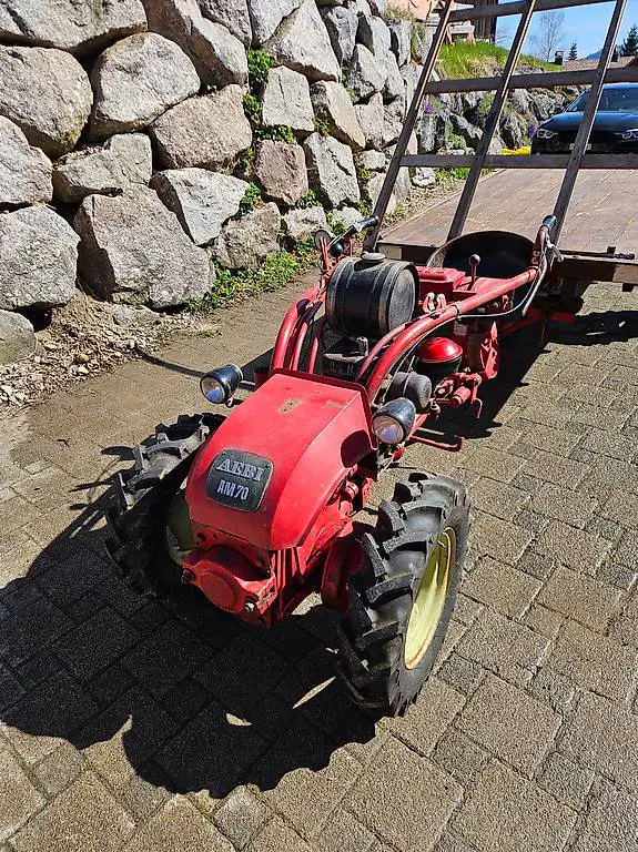 Aebi AM 70 Einachser mit Triebachsanhänger