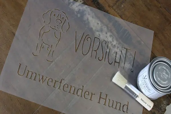  Schablone *Umwerfender Hund*