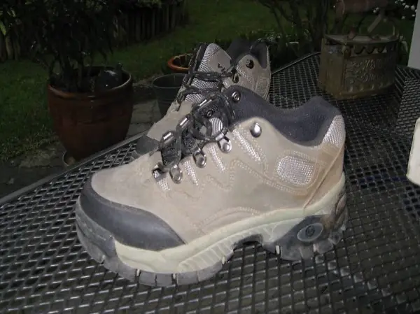 Wanderschuhe halbhoch