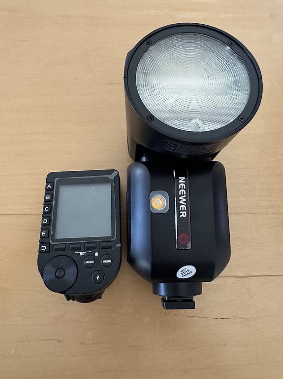 NEEWER Z2-S 2,4G TTL Rundkopf Blitz + Fernauslöser