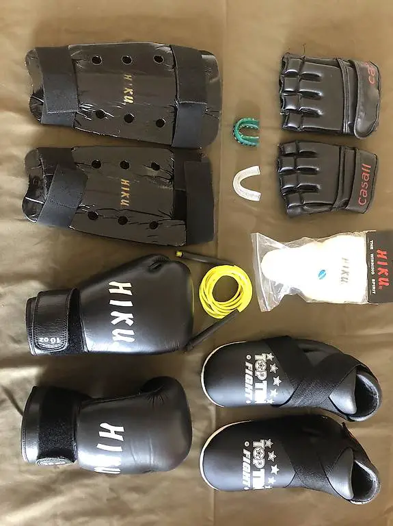 Kampfsport Sachen