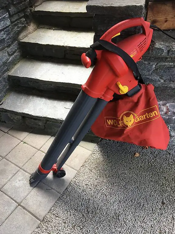 Laubsauger-Laubbläser