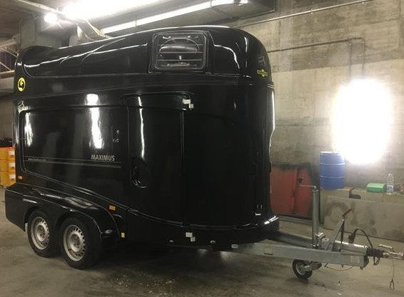 Pferdeanhänger Humbaur Maximus HP2000 MX ab MFK