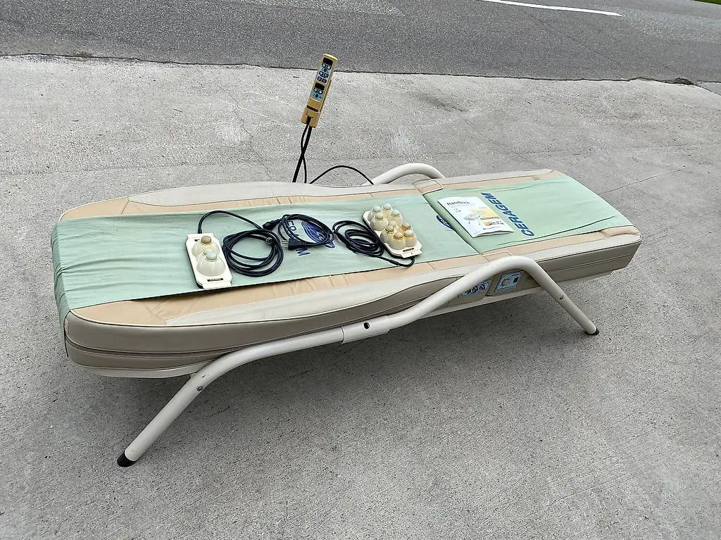 Ceragem CGM M 3500 Massageliege Defekt