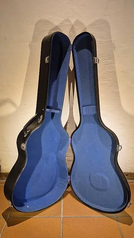 Koffer für klassische Gitarren (G552)