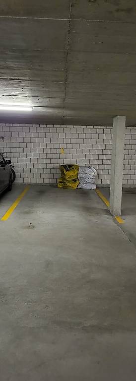 Parkplatz (Tiefgarage )