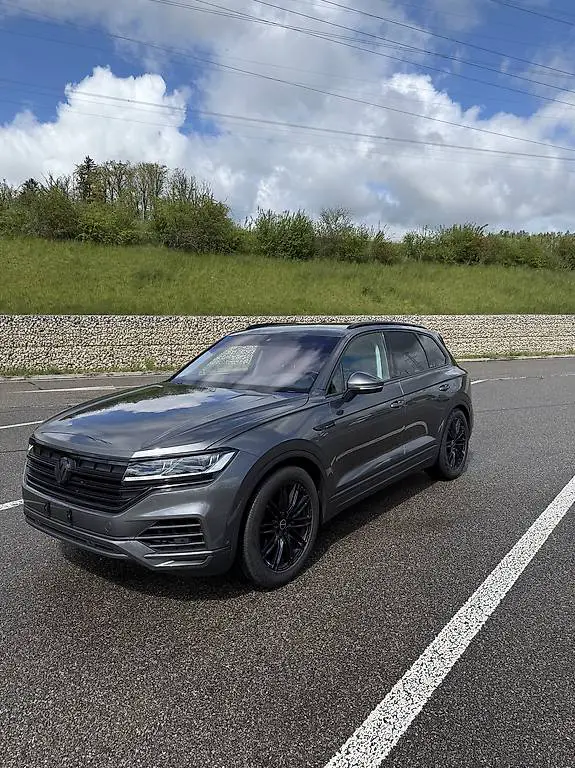 Volkswagen Touareg 3.0 tdi