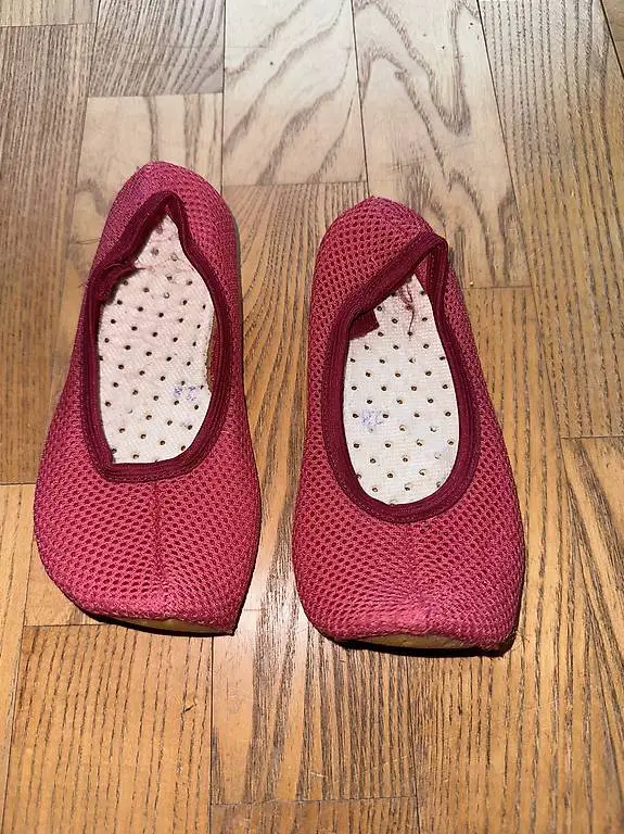 Turntäppeli Gymnastikschuhe Geräteschuhe Grösse 28 PINK Air