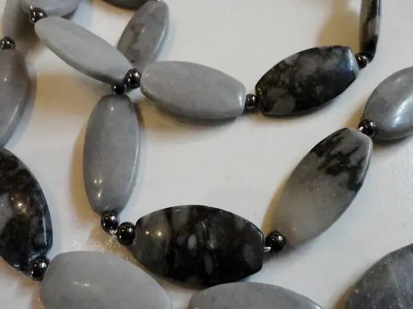 Jaspis, Hämatit Kette