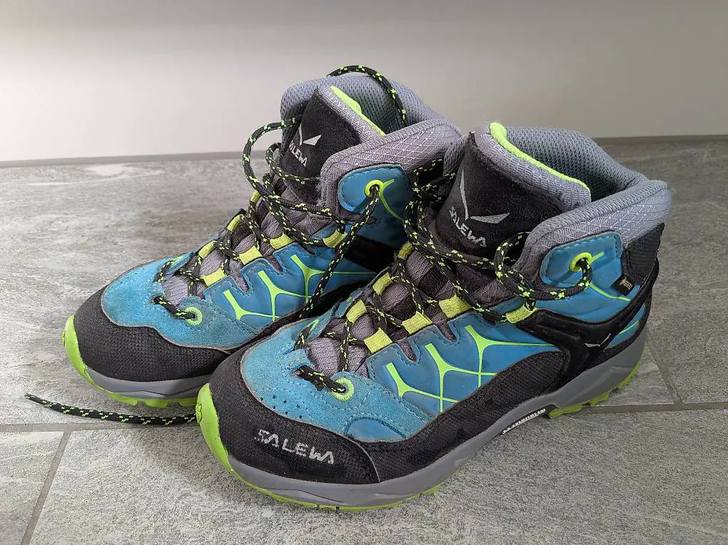 Wanderschuhe Gr 33 / Salewa / Gore-Tex