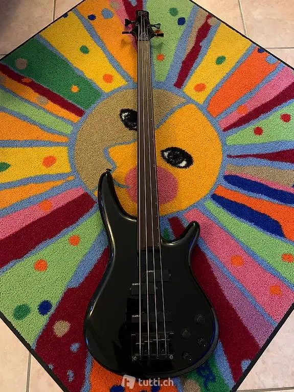Basso Ibanez SoundGear fretless 1993