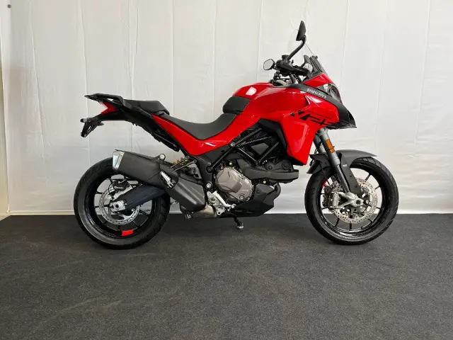 DUCATI Multistrada 937 V2