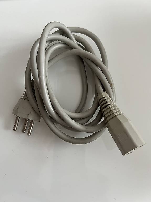 Netzkabel C13-T12 1.8 Meter lang