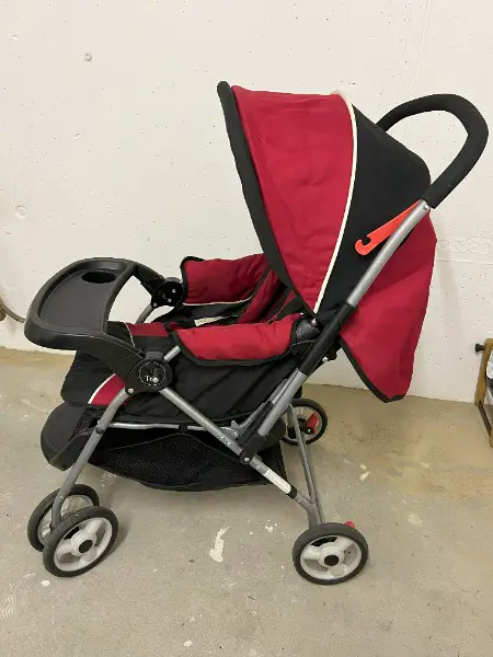 Einfacher Buggy/Sportwagen für Kleinkinder