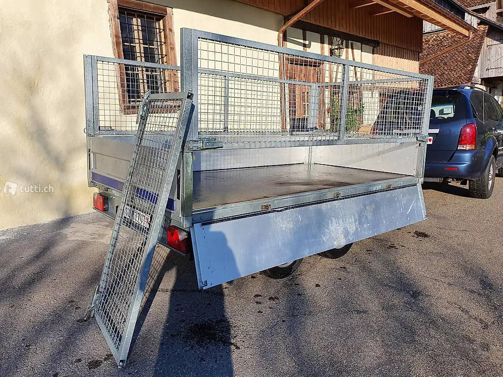  Vermiete Anhänger mit / ohne Gitteraufsatz, Rampen vorhanden