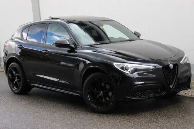 alfa romeo stelvio 2.0 estrema