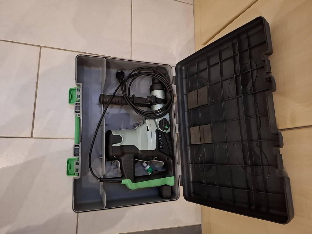 Hitachi DH38MS Bohrhammer