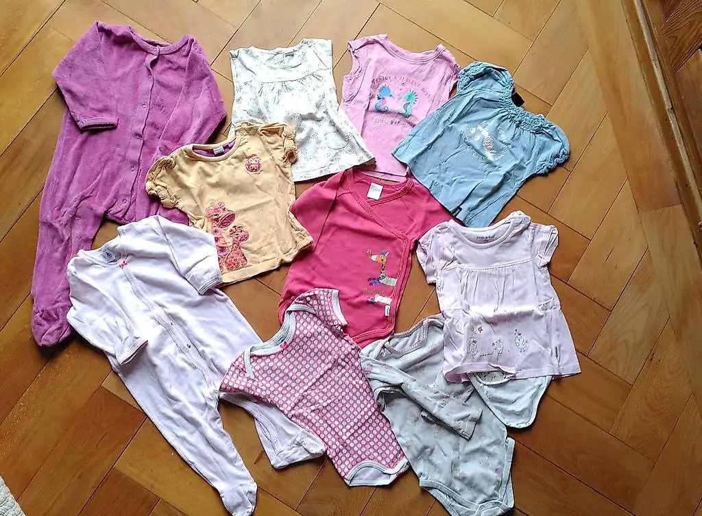 Kleiderpaket Bio-Baumwolle Mädchen Gr. 74