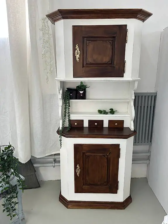 Gänterli Küchenbuffet braun weiss vintage restauriert börnie