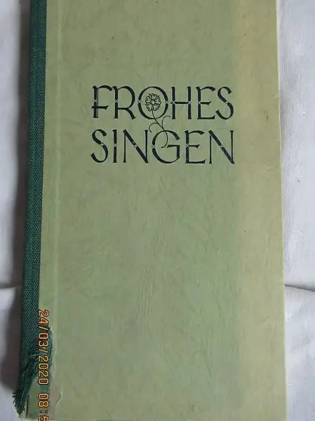  FROHES SINGEN, Liederbuch für die Schulen