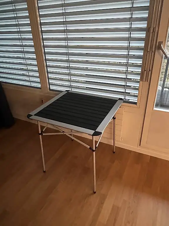 Tisch Balkontisch Gartentisch