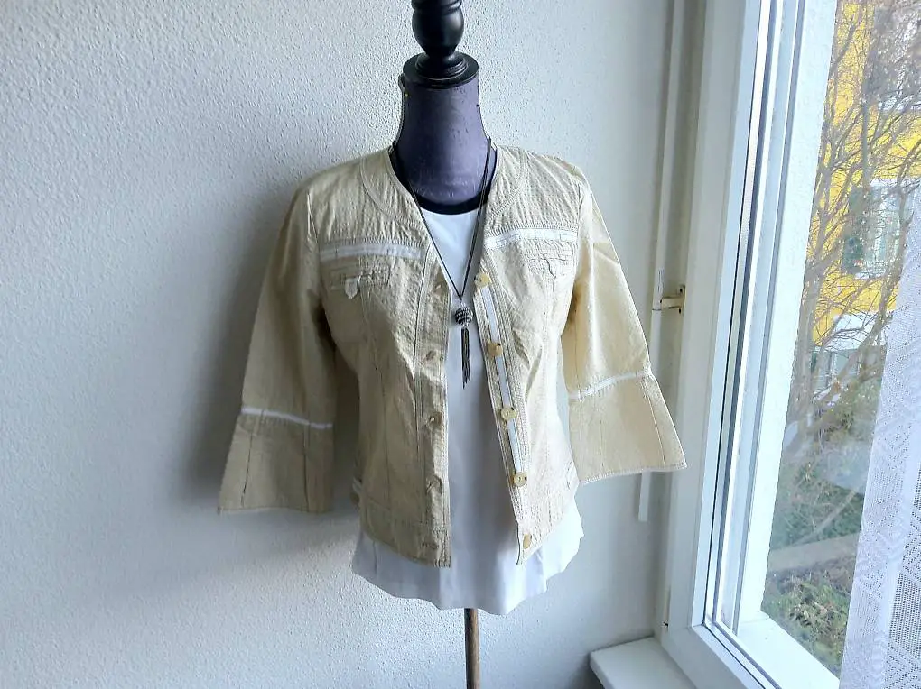 Rüschenarm Beige Blazer XS 34 (Bw 45) Streifen Jacke Baumwol