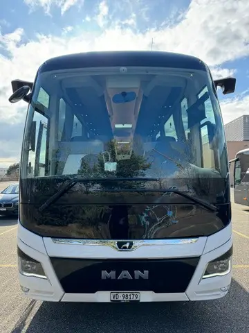 MAN, Reisebus
